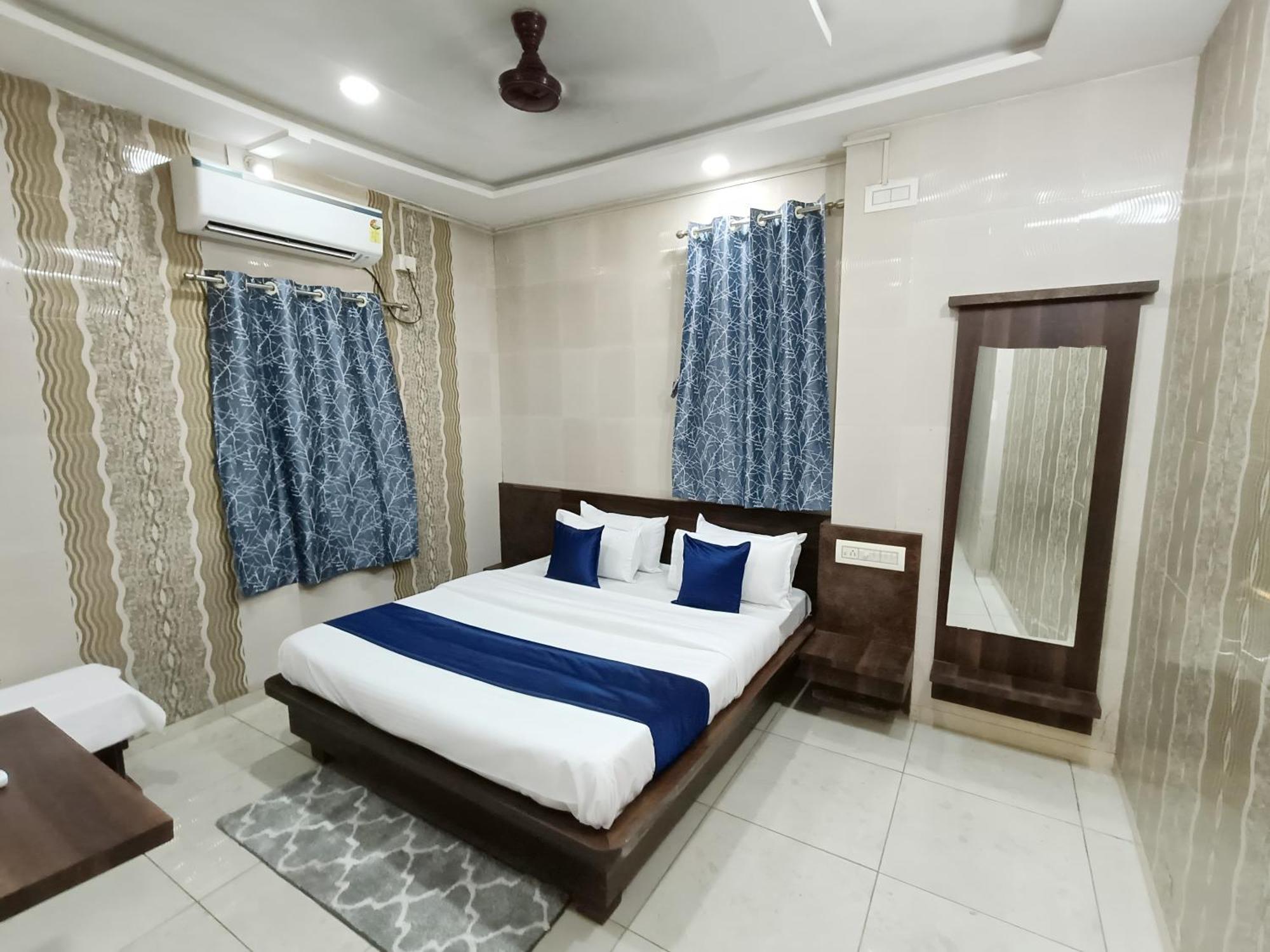 Hotel Shree Nath - 200 Meters From Dwarkadhish Temple Exterior foto